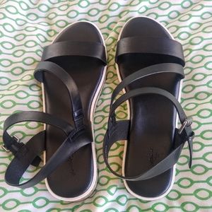 Target Universal Thread Gia Platform Sandals